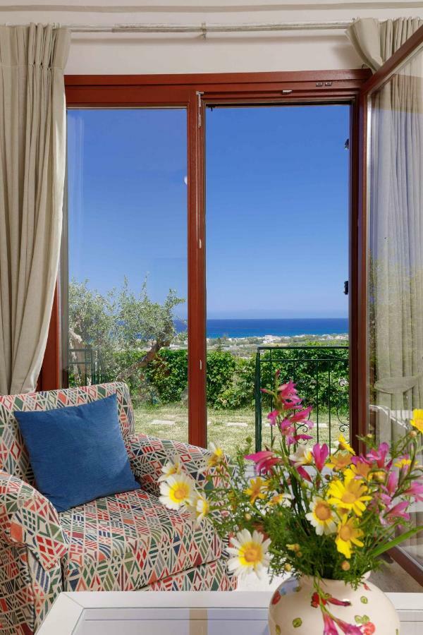 Lily'S Cottage Platanias Extérieur photo