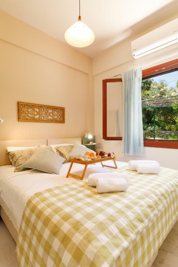 Lily'S Cottage Platanias Extérieur photo